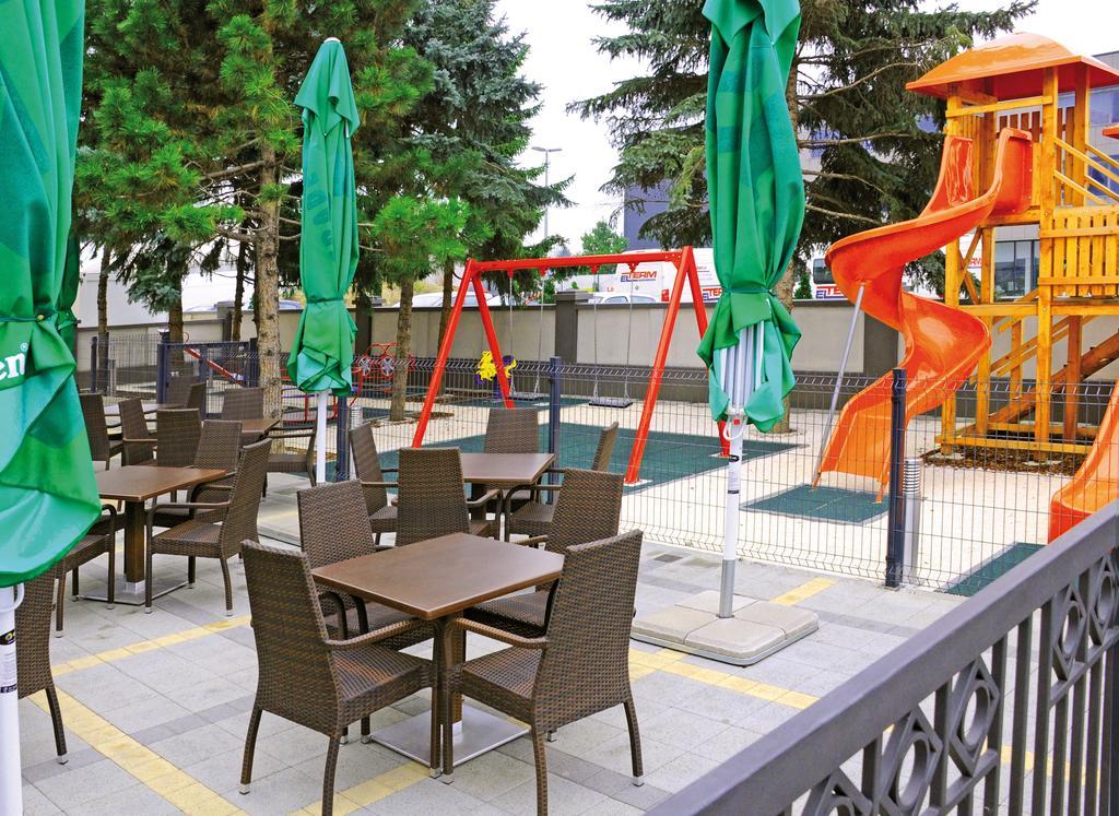 Hotel Calypso Zagreb Exterior foto