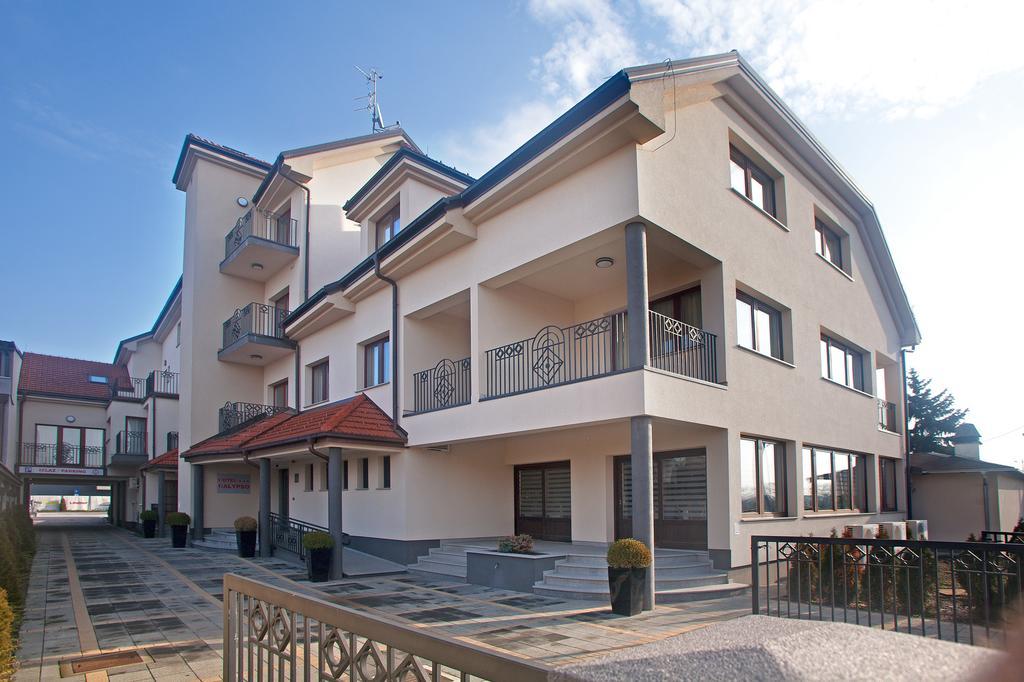 Hotel Calypso Zagreb Exterior foto